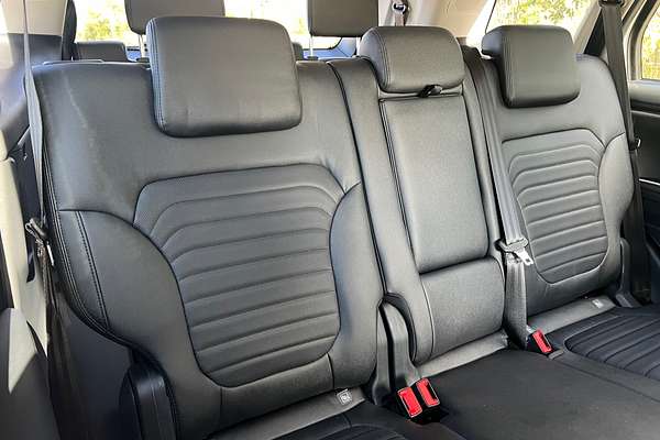 2024 Ford Everest Sport