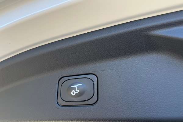 2024 Ford Everest Sport