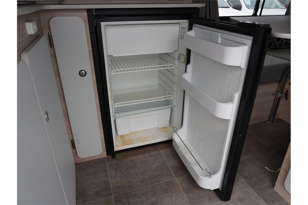 2018 Toyota Hiace KDH201R LWB