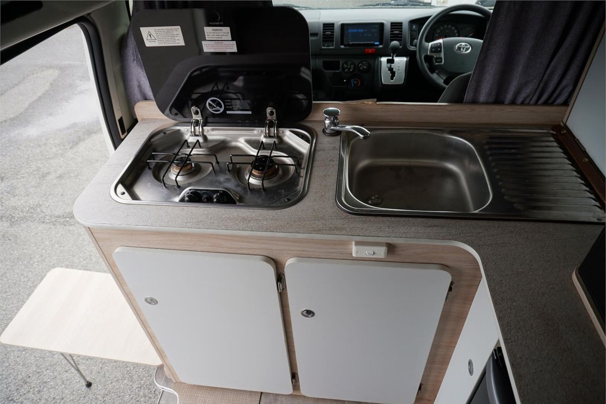 2018 Toyota Hiace KDH201R LWB