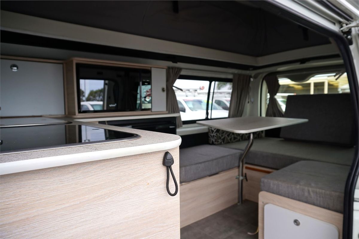 2018 Toyota Hiace KDH201R LWB