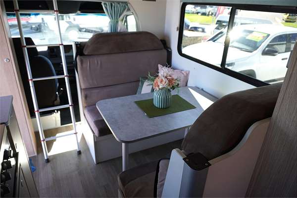 2020 Mercedes-Benz Sprinter 516CDI VS30 Rear Wheel Drive LWB