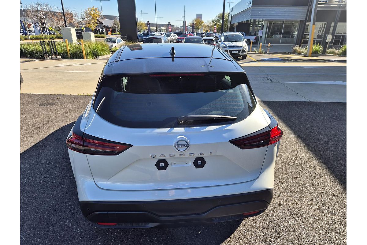 2024 Nissan QASHQAI ST+ J12