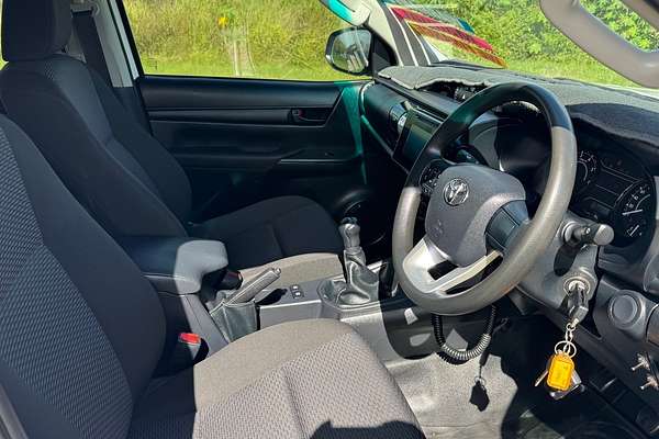 2017 Toyota Hilux Workmate (4x4) GUN125R 4X4