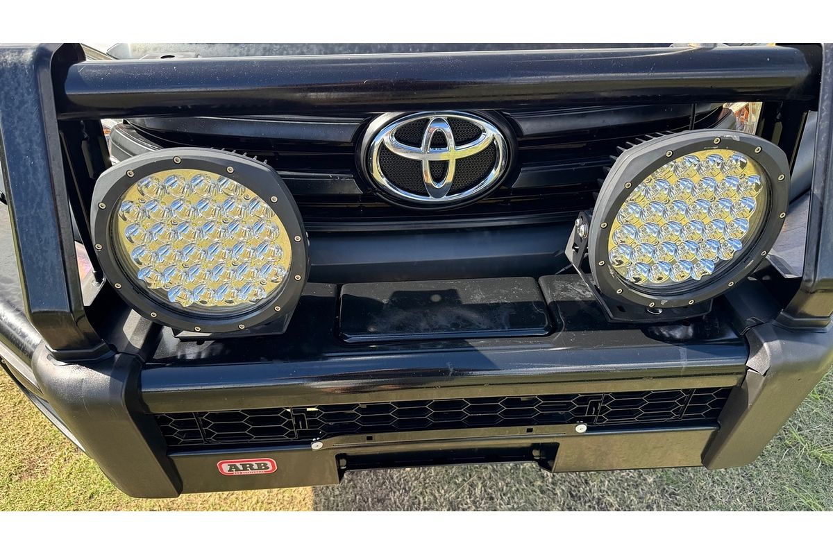 2017 Toyota Hilux Workmate (4x4) GUN125R 4X4