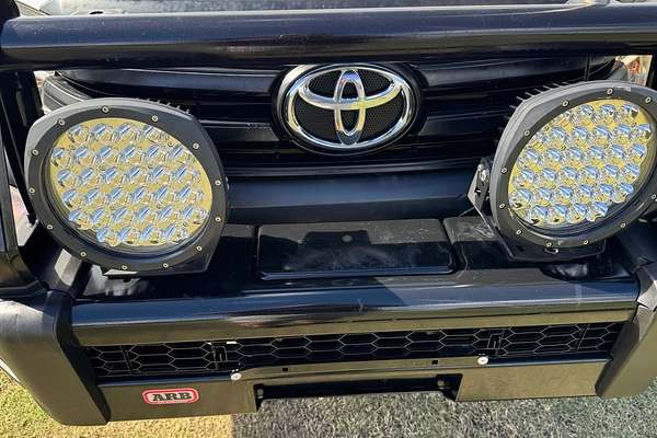 2017 Toyota Hilux Workmate (4x4) GUN125R 4X4