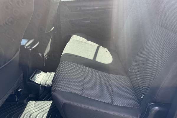 2017 Toyota Hilux Workmate (4x4) GUN125R 4X4