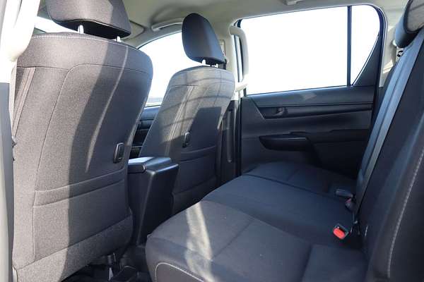 2024 Toyota Hilux SR GUN126R 4X4