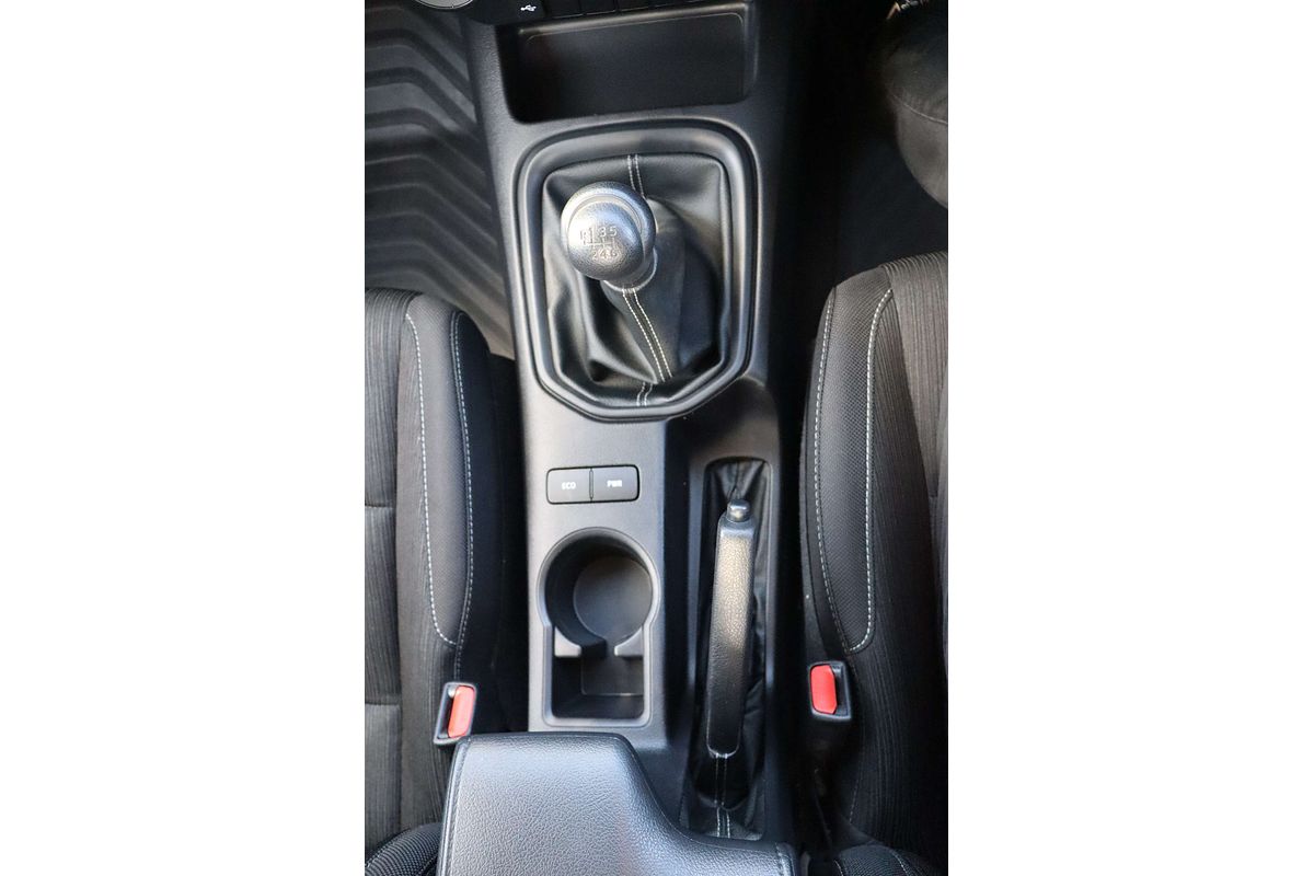 2024 Toyota Hilux SR GUN126R 4X4