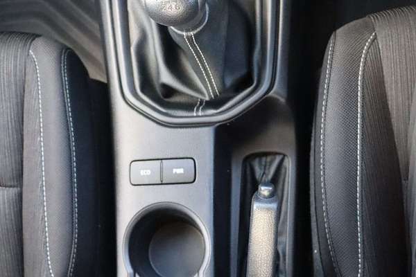 2024 Toyota Hilux SR GUN126R 4X4