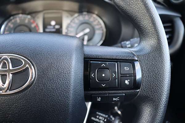 2024 Toyota Hilux SR GUN126R 4X4