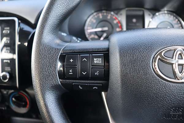 2024 Toyota Hilux SR GUN126R 4X4