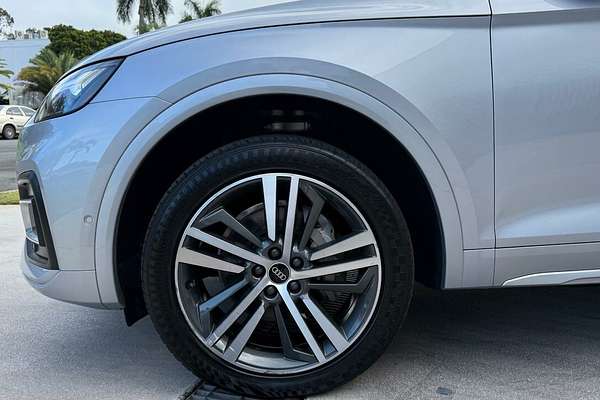2022 Audi Q5 40 TDI FY