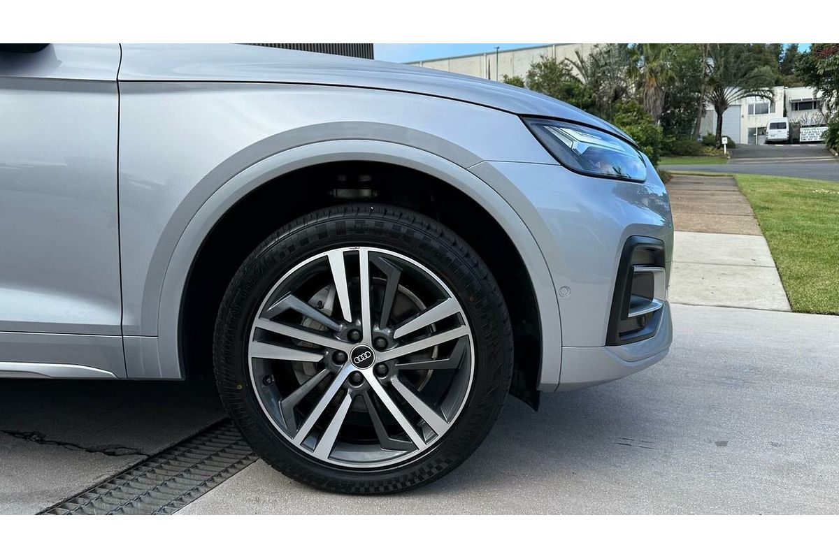2022 Audi Q5 40 TDI FY