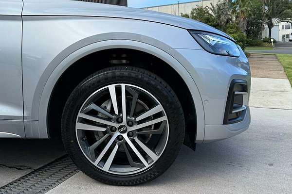 2022 Audi Q5 40 TDI FY