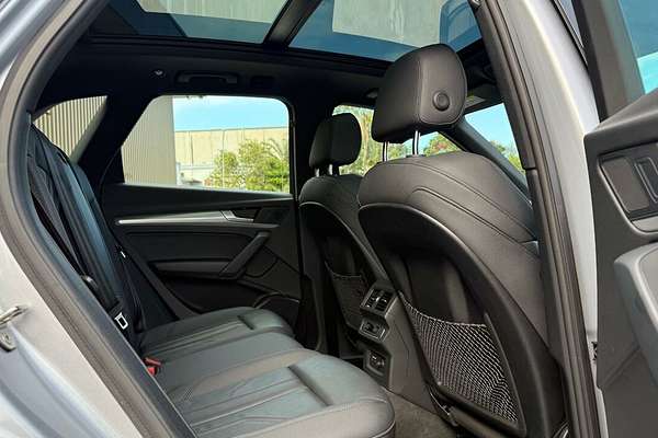 2022 Audi Q5 40 TDI FY
