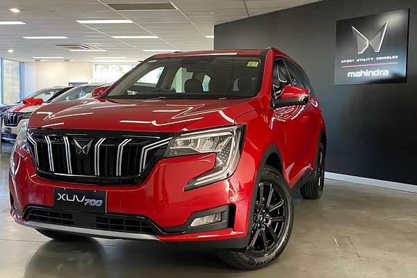 2025 Mahindra XUV700 AX7L
