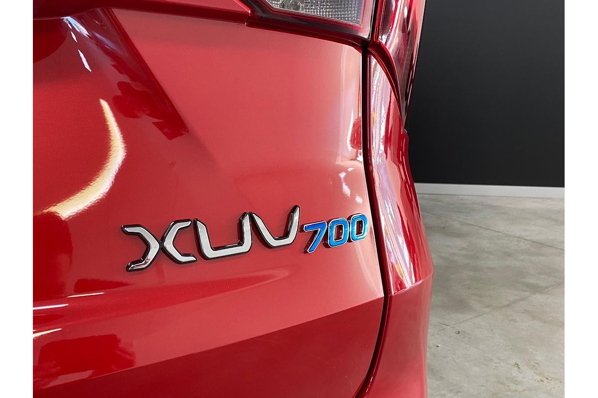 2025 Mahindra XUV700 AX7L