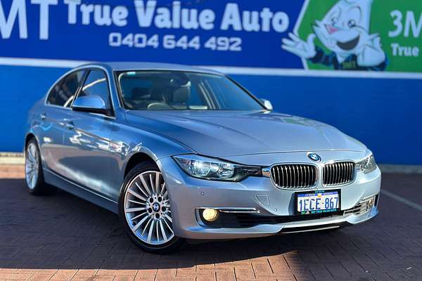 2012 BMW 3 Series 320i F30
