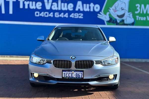 2012 BMW 3 Series 320i F30