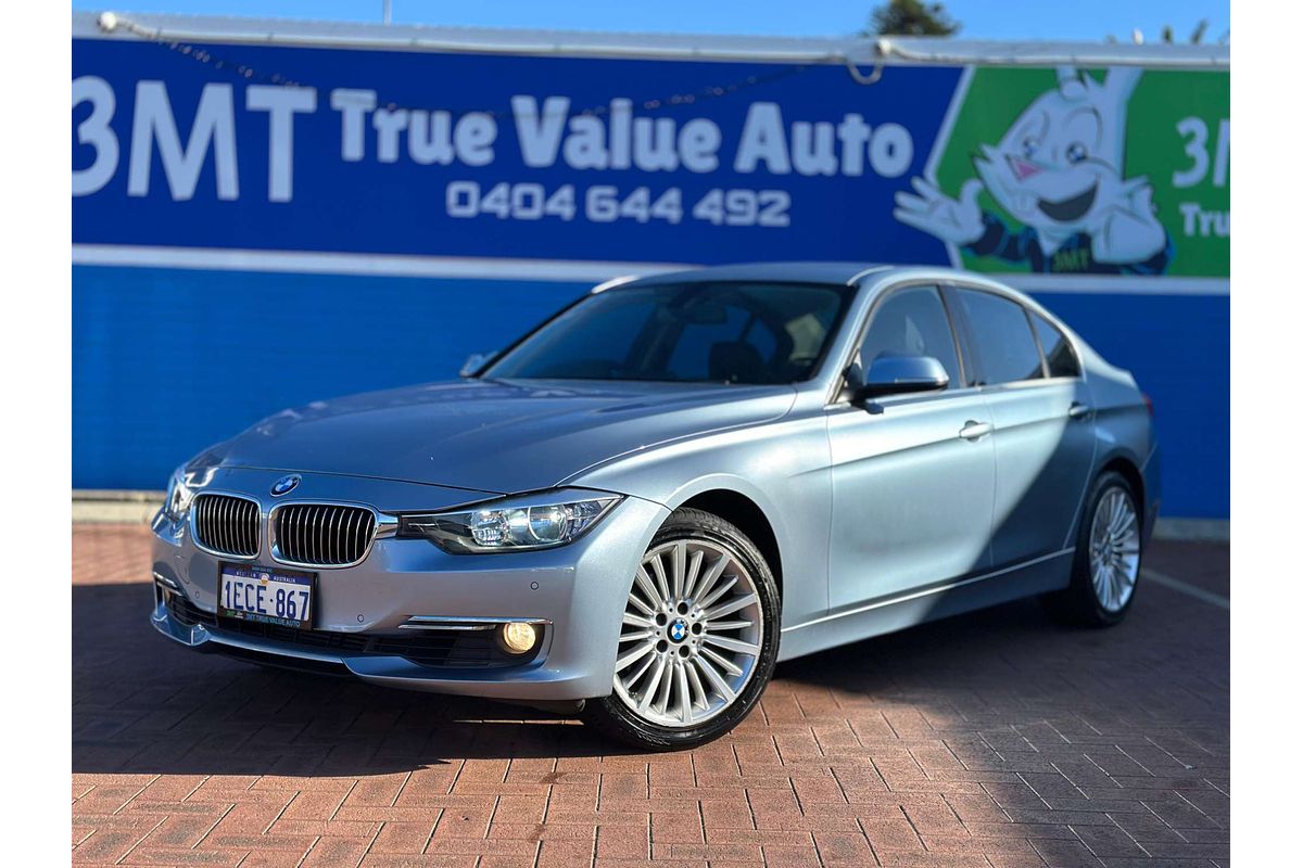 2012 BMW 3 Series 320i F30