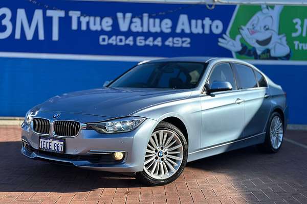 2012 BMW 3 Series 320i F30