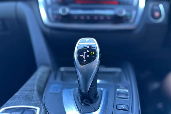 2012 BMW 3 Series 320i F30