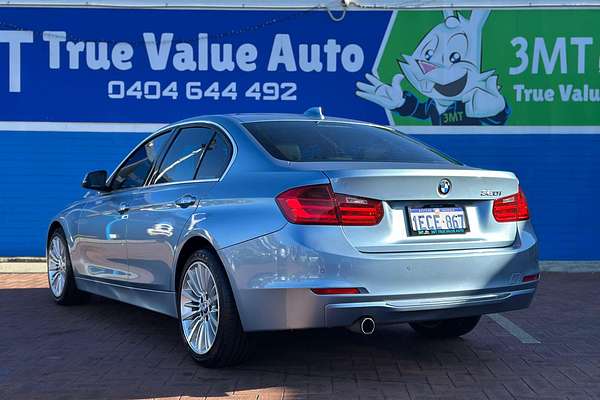 2012 BMW 3 Series 320i F30