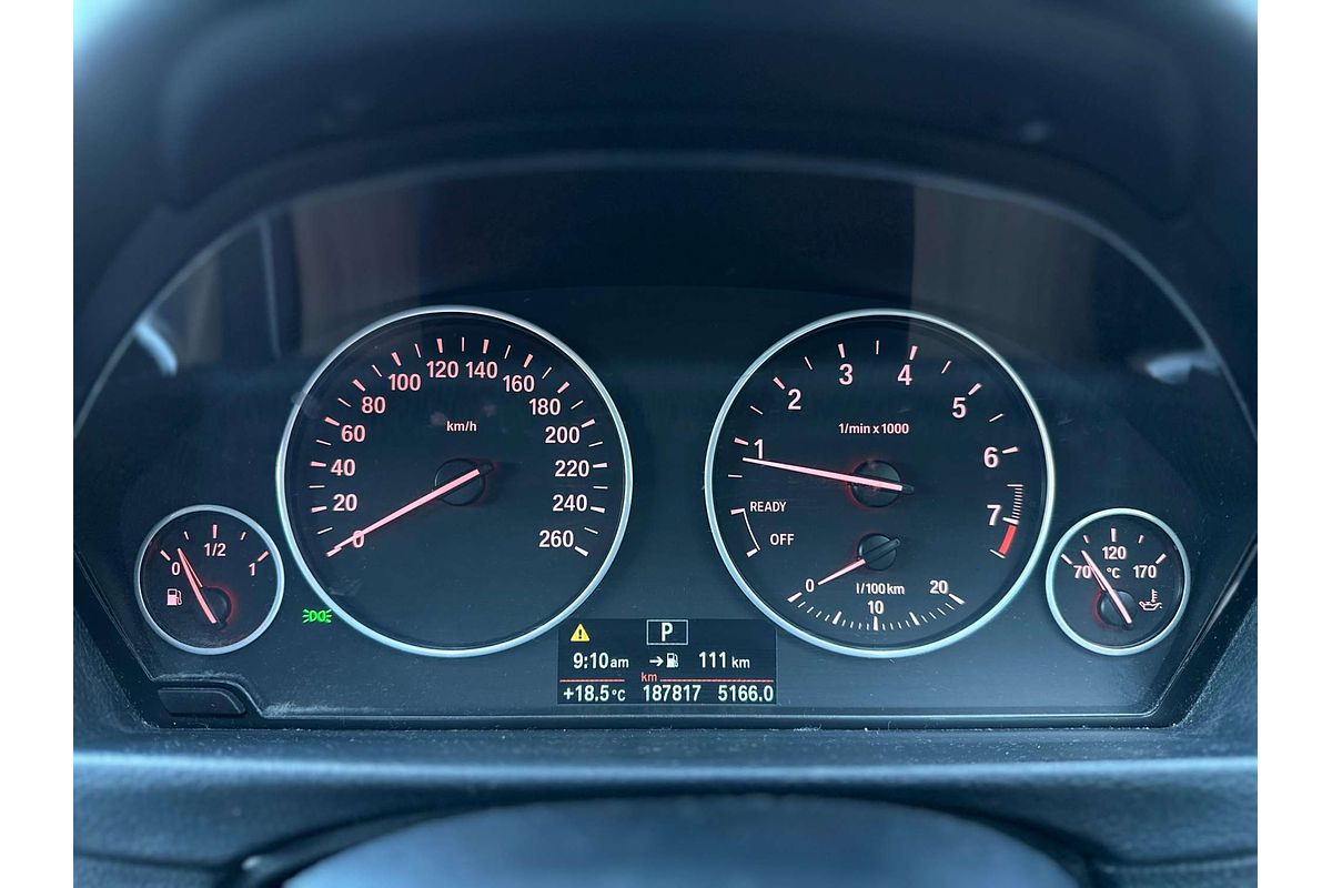 2012 BMW 3 Series 320i F30