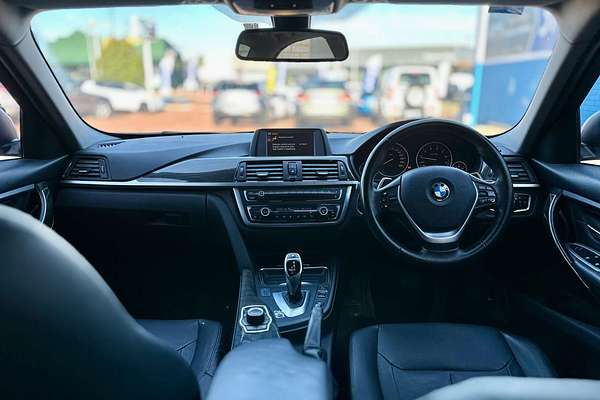 2012 BMW 3 Series 320i F30