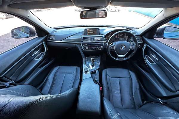 2012 BMW 3 Series 320i F30