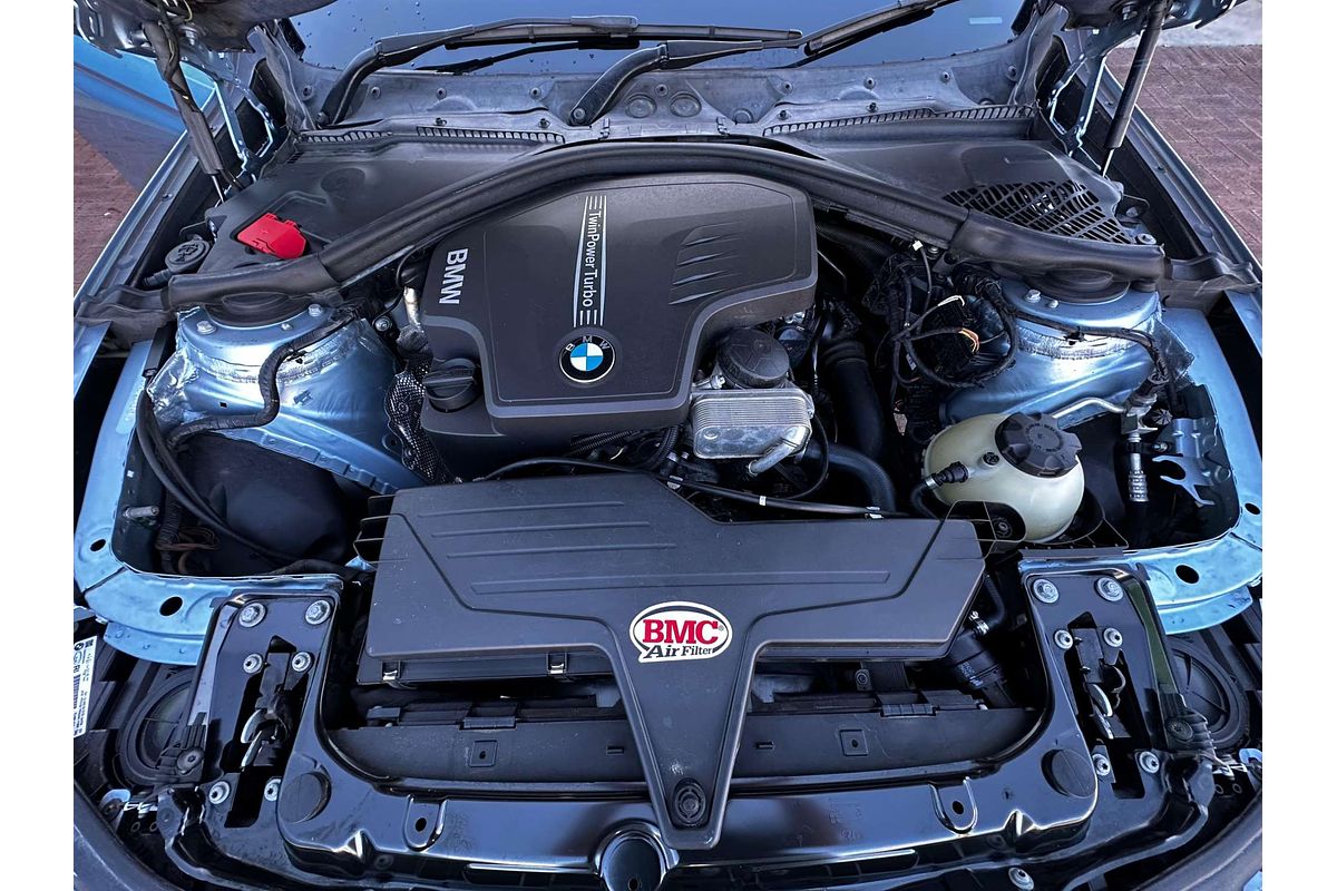 2012 BMW 3 Series 320i F30