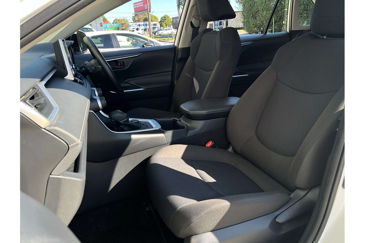 2022 Toyota RAV4 GX AXAH54R