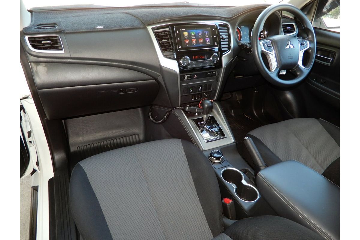 2021 Mitsubishi Triton GLX ADAS MR 4X4