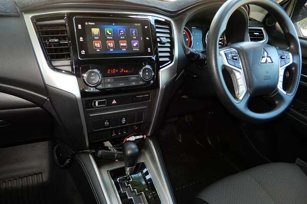 2021 Mitsubishi Triton GLX ADAS MR 4X4