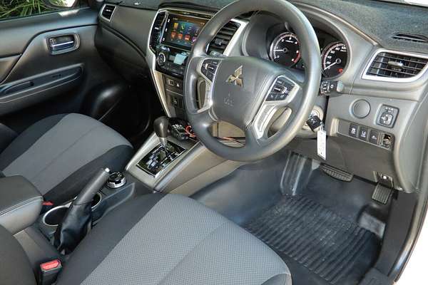 2021 Mitsubishi Triton GLX ADAS MR 4X4