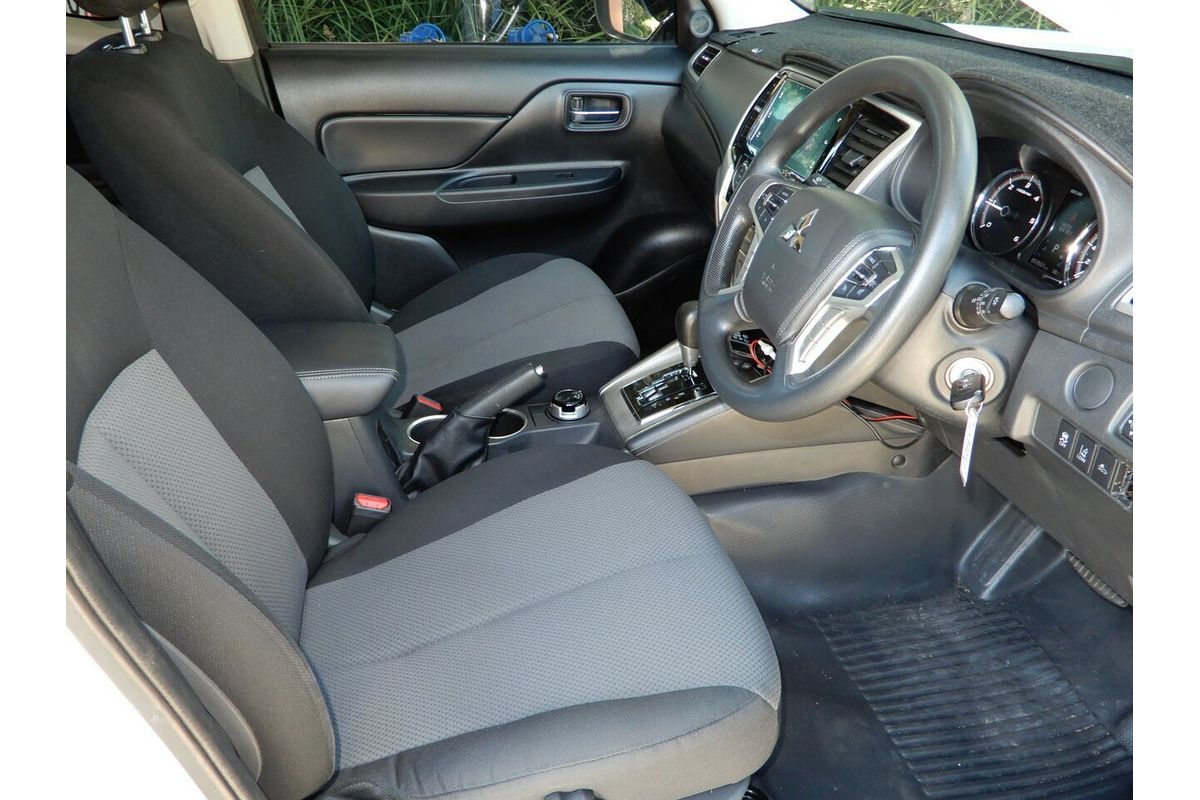 2021 Mitsubishi Triton GLX ADAS MR 4X4