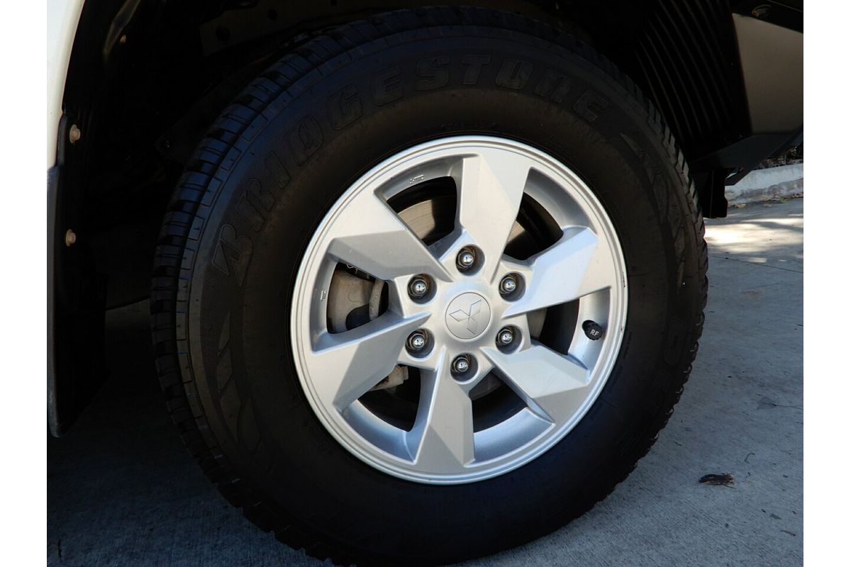 2021 Mitsubishi Triton GLX ADAS MR 4X4