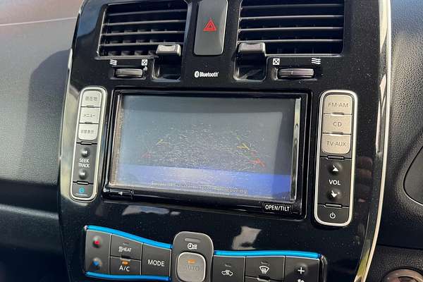 2019 Nissan Leaf G (electric) ZE1
