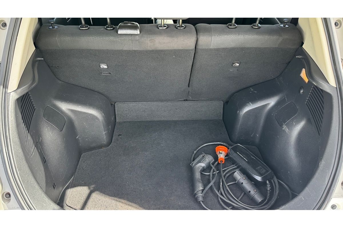 2019 Nissan Leaf G (electric) ZE1