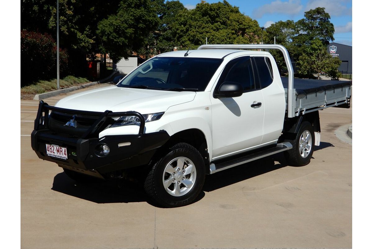 2021 Mitsubishi Triton GLX ADAS MR 4X4