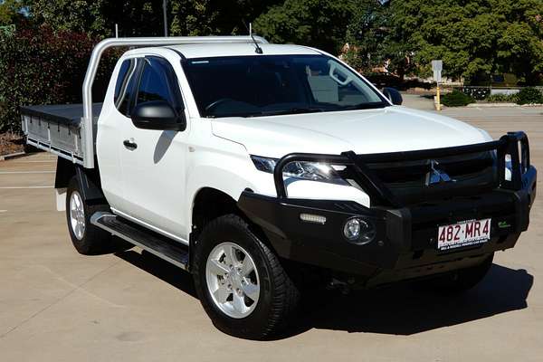 2021 Mitsubishi Triton GLX ADAS MR 4X4