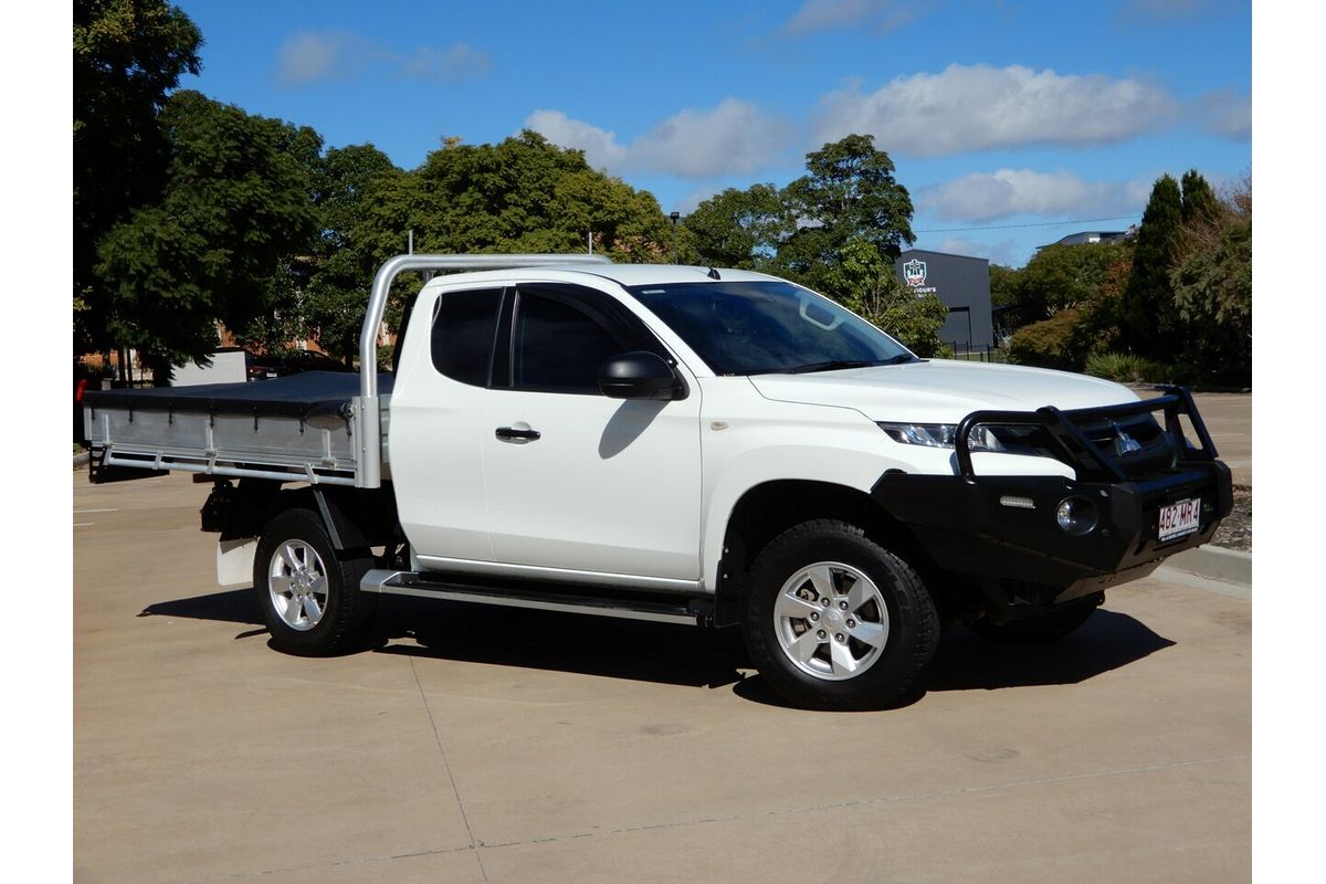 2021 Mitsubishi Triton GLX ADAS MR 4X4