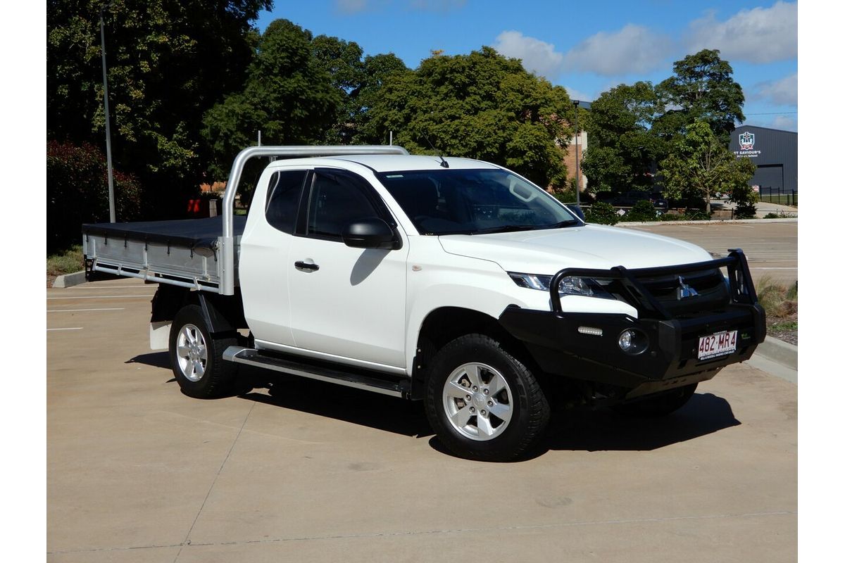 2021 Mitsubishi Triton GLX ADAS MR 4X4