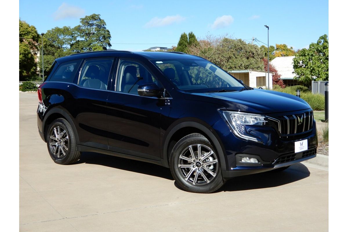 2025 Mahindra XUV700 AX7L MY25
