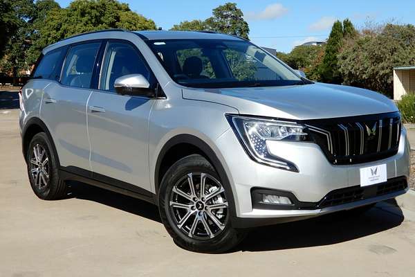 2025 Mahindra XUV700 AX7L MY25