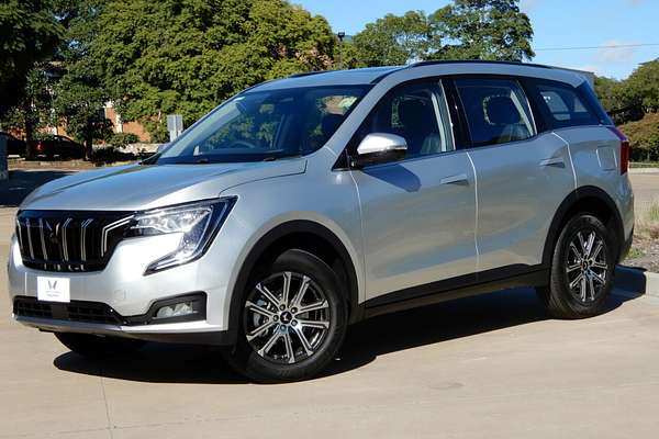 2025 Mahindra XUV700 AX7L MY25