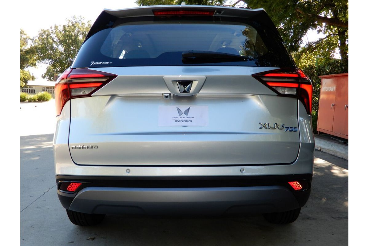 2025 Mahindra XUV700 AX7L MY25