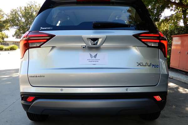 2025 Mahindra XUV700 AX7L MY25