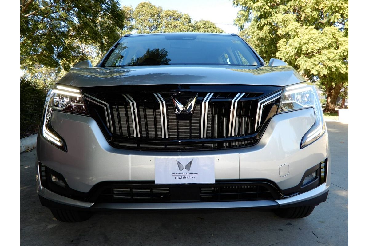 2025 Mahindra XUV700 AX7L MY25